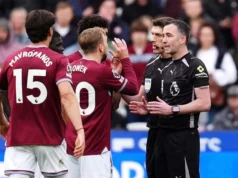 Briefing de segunda-feira: VAR dá impulso aos Gunners, Hammers descendo ladeira, Up Dale