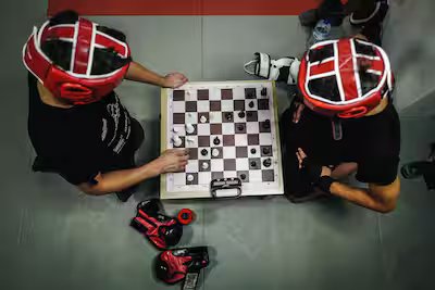 O chessboxing, um esporte misto de xadrez e boxe, que se tornou popular