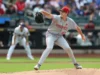 Lodolo obtém a primeira vitória nesta temporada, com os Reds ampliando a derrapagem do Mets para 4 com vitória por 7-2