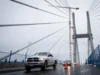 Fechamento da ponte paralisada no fim de semana atrai frustração das empresas de New Westminster