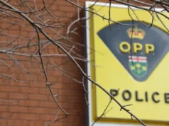 Menina de 16 anos morta, uma pessoa no hospital após acidente de carro em Kawartha Lakes: OPP