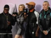 NOTÍCIAS DA SEMANA: Fergie se reúne com Black Eyed Peas no palco do AMAs