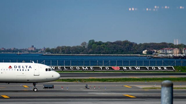 laguardia-airport-photo-1.jpg
