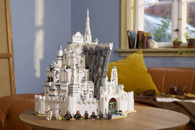lego-lord-of-the-rings-minas-tirith-1280x853.jpg