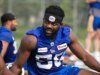 Winnipeg Blue Bombers trazem de volta Ayo Oyelola, adicionam outro
