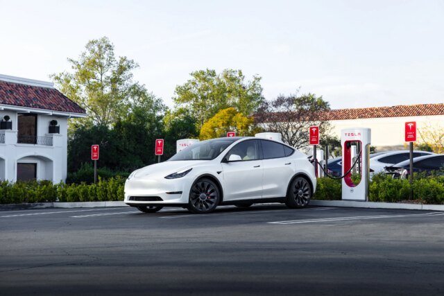 0x0-supercharger_02.jpg