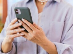 iPhones roubados alimentam esquema assustador de senha