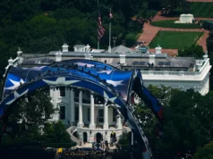 Juiz decide que Trump pode organizar lutas do UFC no gramado sul da Casa Branca neste fim de semana