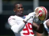 O ex-49ers LB Aldon Smith estava entregando pizzas para uma instituição de caridade para moradores de rua antes de ser descoberto sem resposta