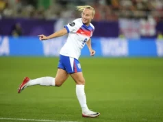 Beth Mead se junta ao Man City até o verão de 2029