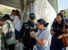 O candidato colombiano de direita De La Espriella e o esquerdista Cepeda avançam para o segundo turno presidencial