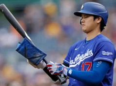 Shohei Ohtani fora da escalação dos Dodgers para o jogo de sexta-feira contra o White Sox com inflamação no joelho esquerdo