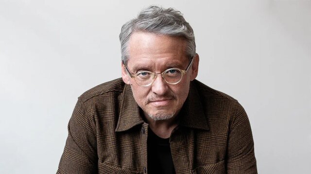 Adam-McKay-Headshot-Walk-of-Fame.jpg