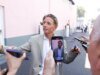 O produtor de ‘The Bold And The Beautiful’ Bradley Bell e Son Oliver Bell preparam a segunda temporada de ‘Hollywood Starlet’ antes da estreia da série