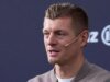 ‘Muito especial’ – Toni Kroos afirma que a estrela da Inglaterra pode ser a ‘melhor do mundo’ após a vitória da Croácia