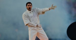 A votação do Emmy começa com a entrada da série 555 nas categorias do programa, queda de 7,5% em relação ao ano passado