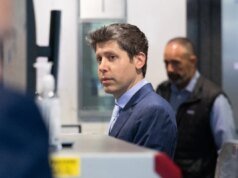 Flórida processa OpenAI, Sam Altman, em processo inédito sobre incidentes violentos