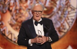 Aos 80 anos, John Lithgow se torna o vencedor mais velho do prêmio Tony de ator principal em uma peça, 53 anos após a primeira vitória