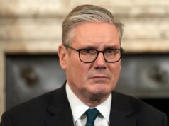 Primeiro-ministro do Reino Unido, Keir Starmer, renuncia