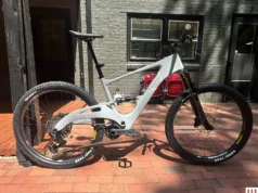 Revisão da mountain bike elétrica Lauf eElja: Power Trip