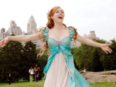 Amy Adams encerrou uma ideia de esboço ‘gráfico’ enquanto apresentava ‘SNL’ para proteger ‘garotas que estavam assistindo “Enchanted”’