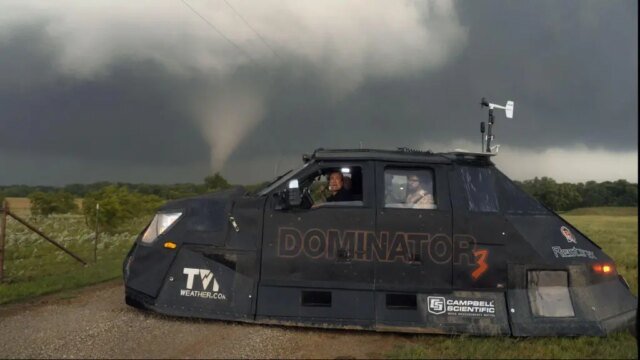 Never-Stop-Chasing.jpg