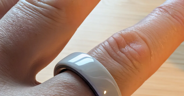 Oura20Ring20420Ceramic20120SOURCE20Simon20Hill.png