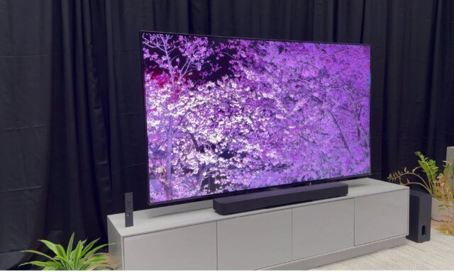Sony-Bravia-9-II.jpg