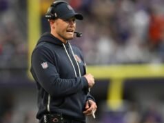 Proposta comercial do Bears traz estrela de 14,5 sacks de US$ 68 milhões como alternativa a Maxx Crosby