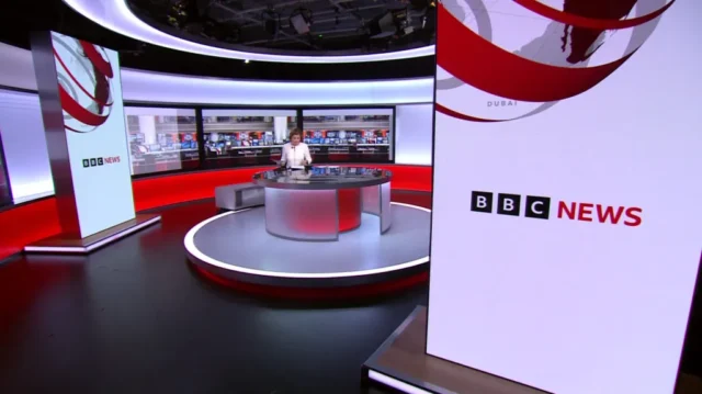 bbc-news-at-six-in-studio-d-202408-001-01.webp.webp