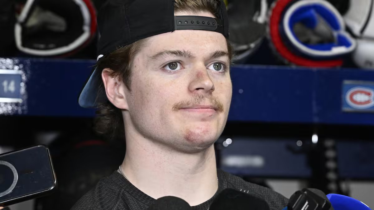 Cole Caufield avoue avoir été «mauvais» pendentes da série