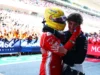 Lewis Hamilton reivindica uma primeira vitória emocionante na Ferrari Red em Barcelona enquanto Kimi Antonelli sofre um desgosto tardio