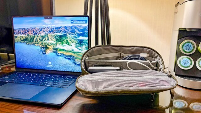 evergoods-civic-access-pouch-ovr-inside.jpg