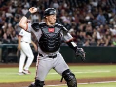 Rockies cortam relações com ex-Cardeais, Giants .596 OPS catcher