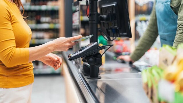 grocery-shopping-bills-credit-card.jpg