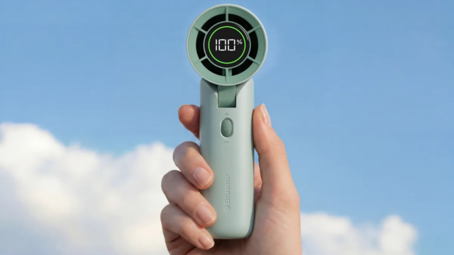 handheld-fan-lifestyle-green.png