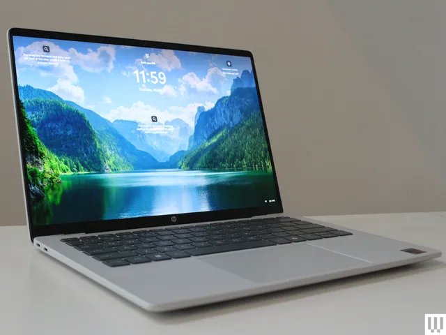hp-omnibook-5-14-source-Luke-Larsen.jpg