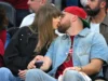 Travis Kelce apoiou docemente o noivo Taylor Swift no Songwriting Hall Of Fame