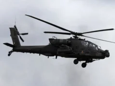 Como um barco drone resgatou pilotos de helicóptero Apache presos na escuridão perto do Estreito de Ormuz
