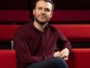 O diretor de comédia da BBC, Jon Petrie, sai para se juntar à Hat Trick Productions