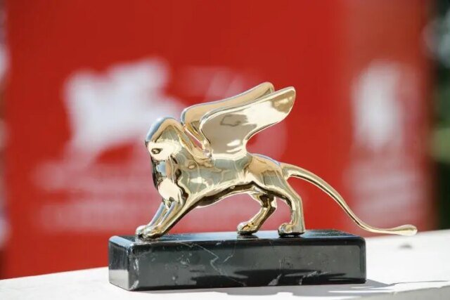 venice-golden-lion.jpg